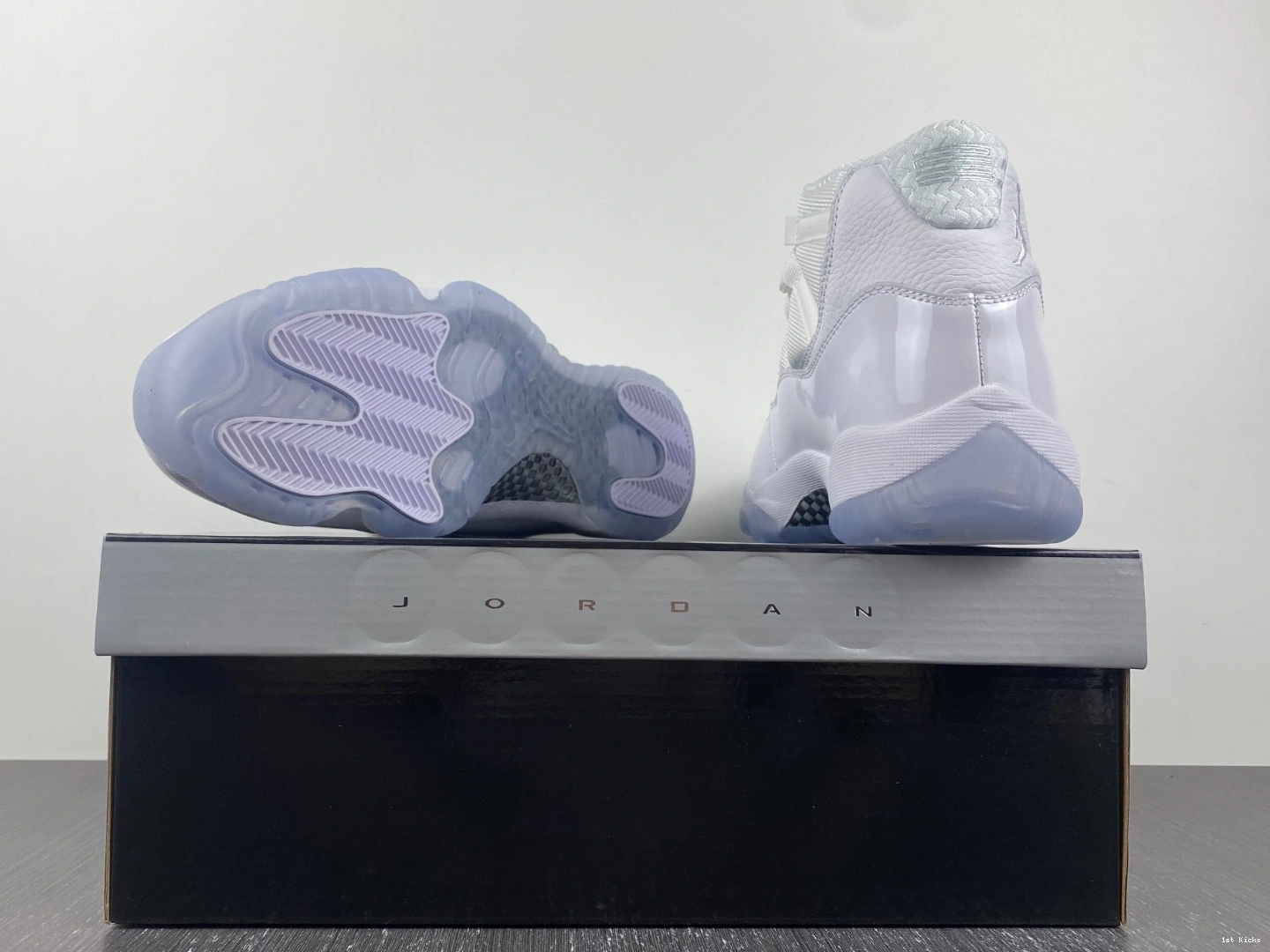 'Silver Jordan Anniversary' Retro  11 408201-101 Air  0512